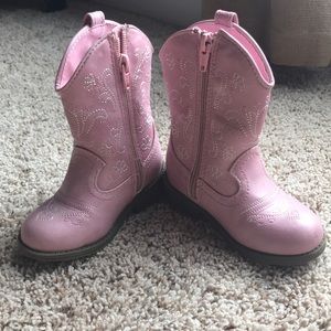 Cat and Jack size 7 girls boots lite pink
